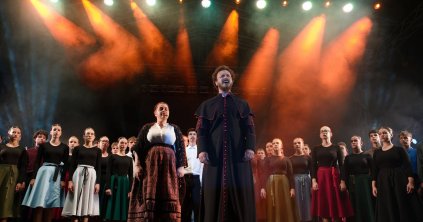 A hit, a tartás és a lelkiismeret öröksége